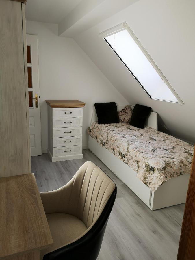 Butas Nida Ramybe Apartment ภายนอก รูปภาพ